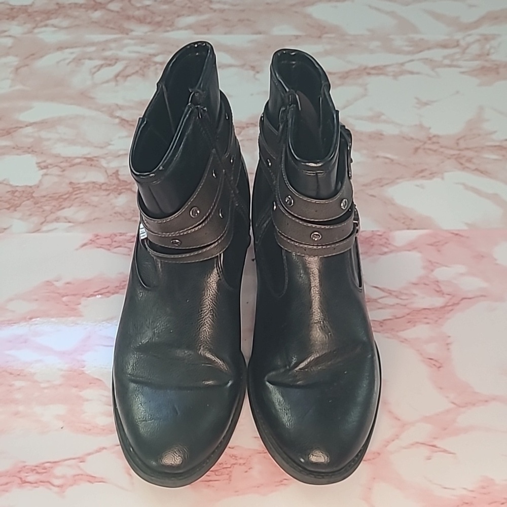 GUC White Mountain Black Ankle Boots Sz 8.5M - Picture 2 of 11